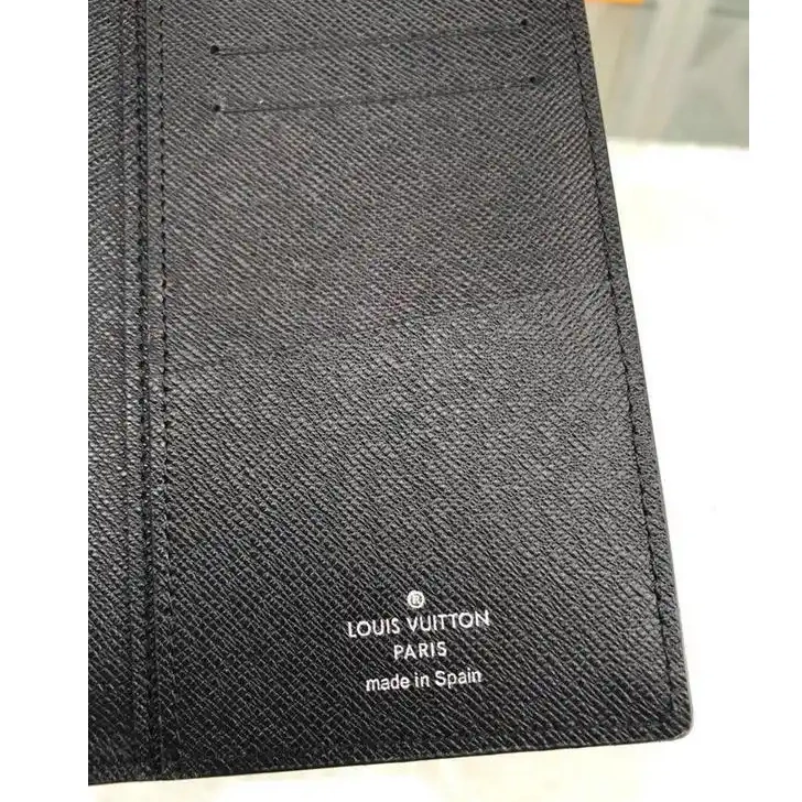 Brother Sam 19T1L0584 Bags LV 0722